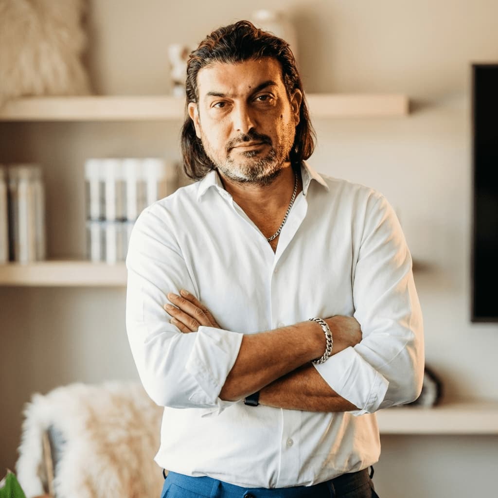 Tomy Biton, Master Stylist